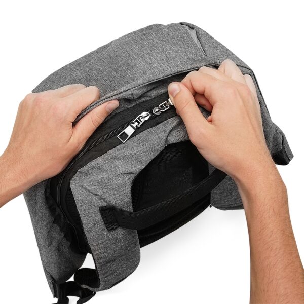 Mochila Anti-Furto USB - Image 2