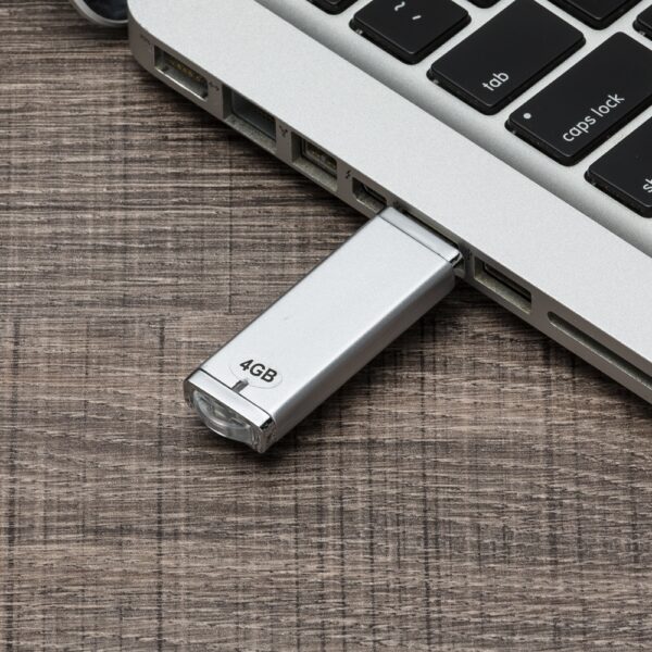 Pen Drive Super Talent 4GB/8GB - Image 4